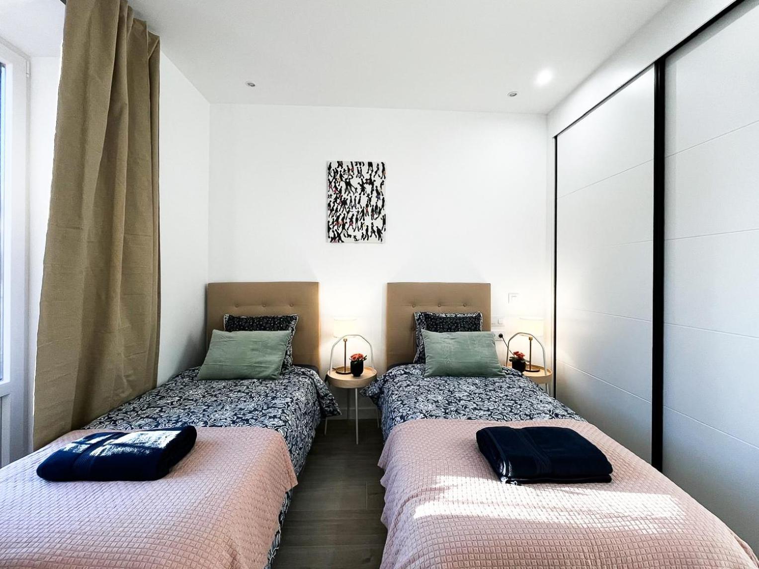 Madrid Private Rooms - Ferrer Εξωτερικό φωτογραφία