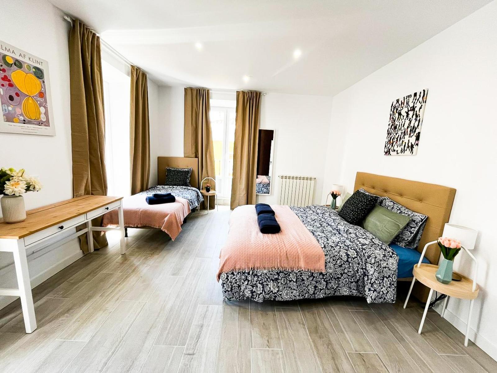 Madrid Private Rooms - Ferrer Εξωτερικό φωτογραφία