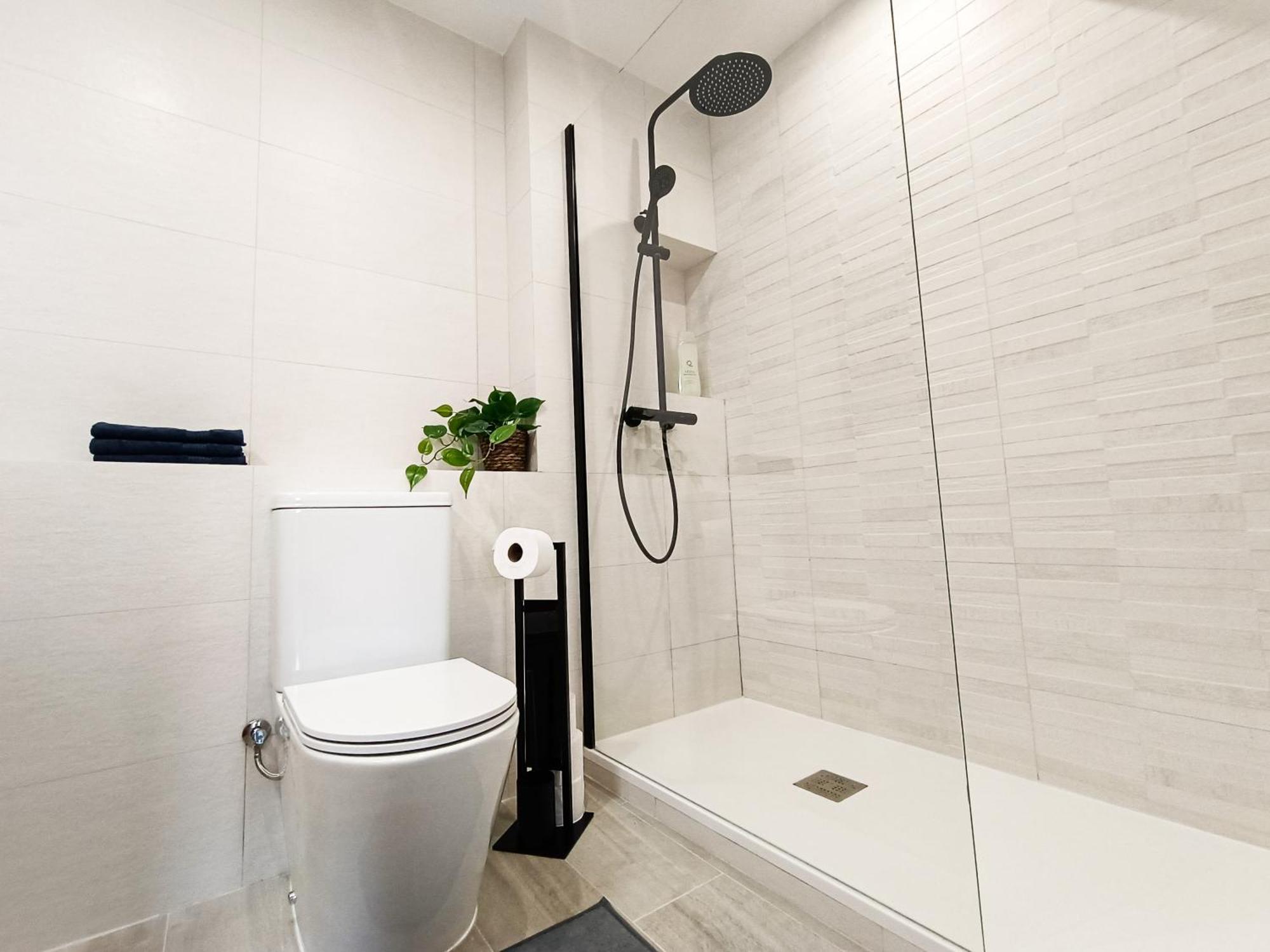 Madrid Private Rooms - Ferrer Εξωτερικό φωτογραφία